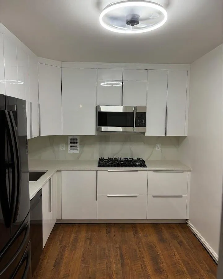 Renovated kitchen with quartz countertops in North Whitehall